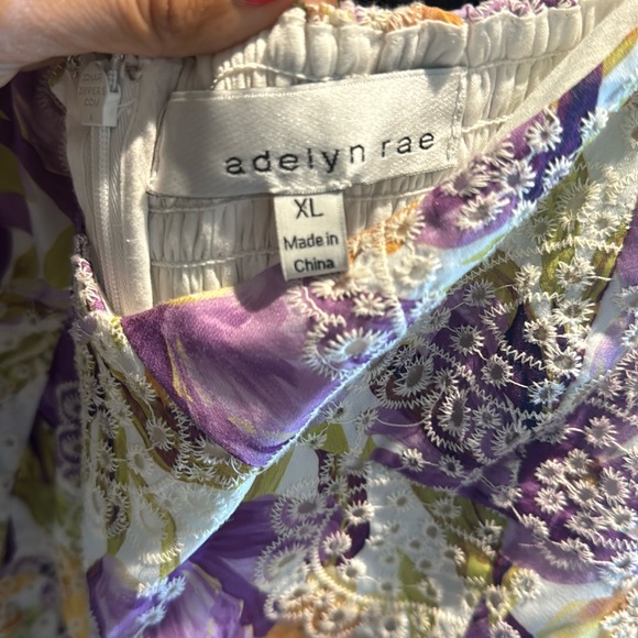 Adelyn Rae Jumpsuit 💜 - Picture 3 of 5